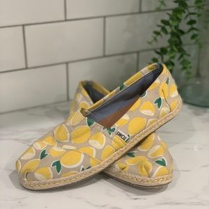 Toms Lemon Canvas W7.5